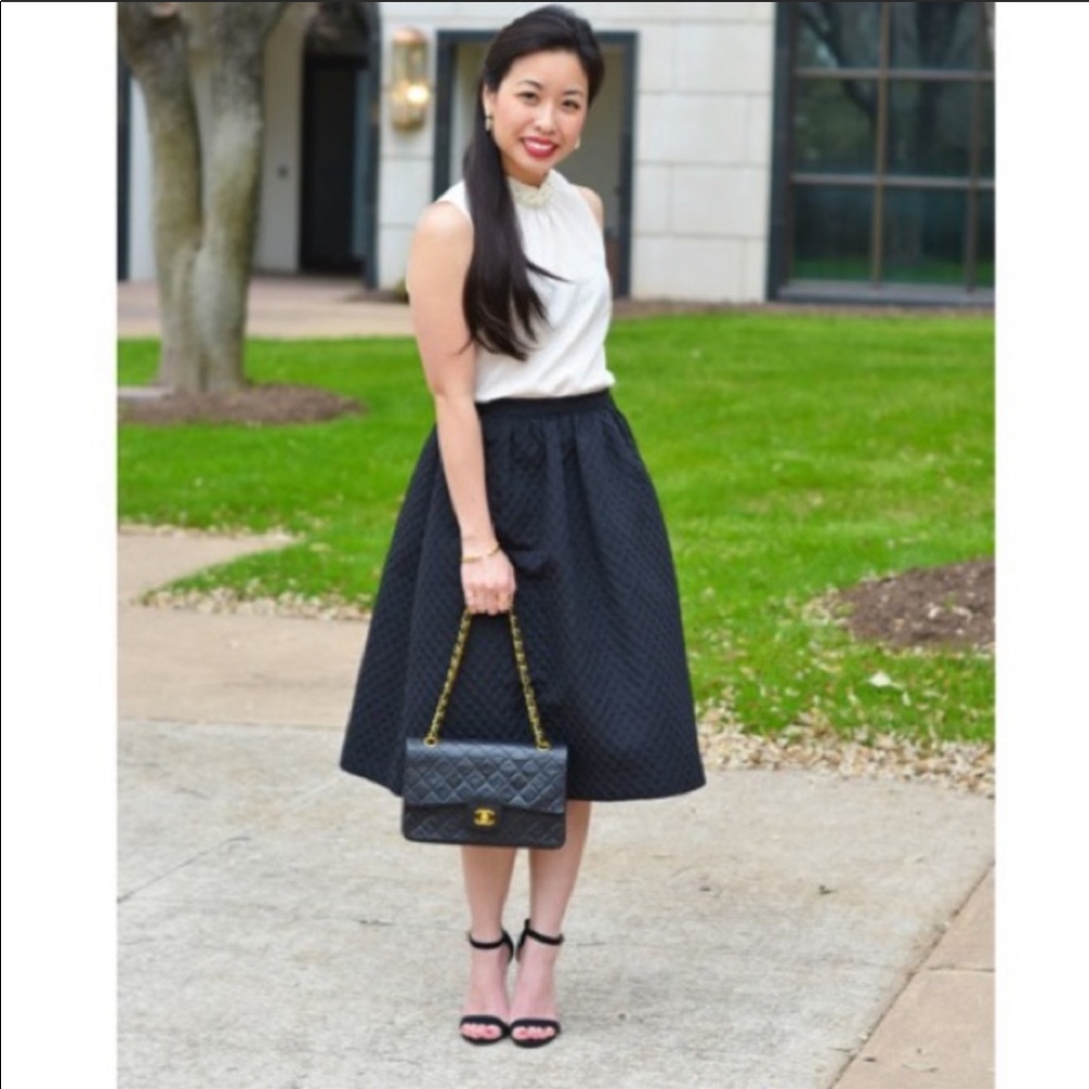 🄷&🄼 High waist A Line skirt in high quality jacquard Size 8